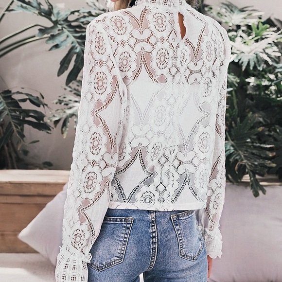 💕Sale💕Patrizia Lace Blouse - Picture 10 of 11